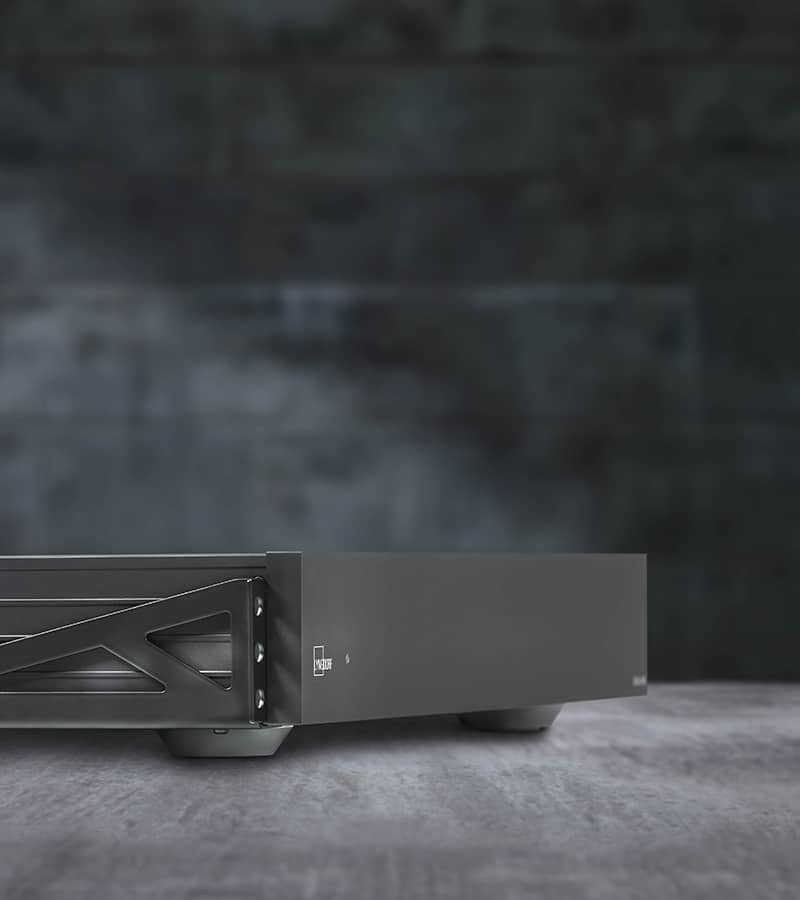 Lyngdorf - SDA-2400 power amplifier