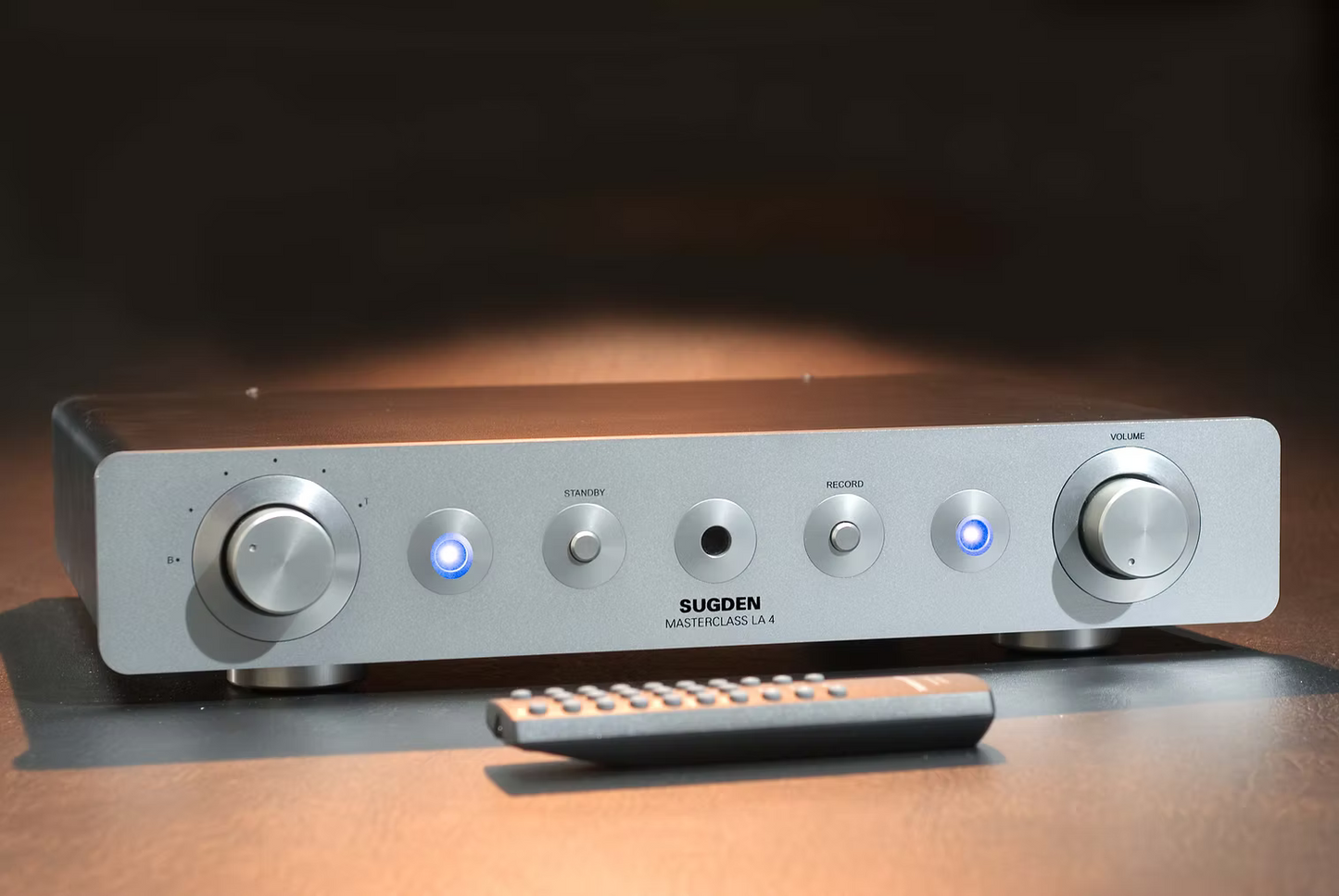 Préamplificateur de ligne Classe A Sugden Masterclass LA-4