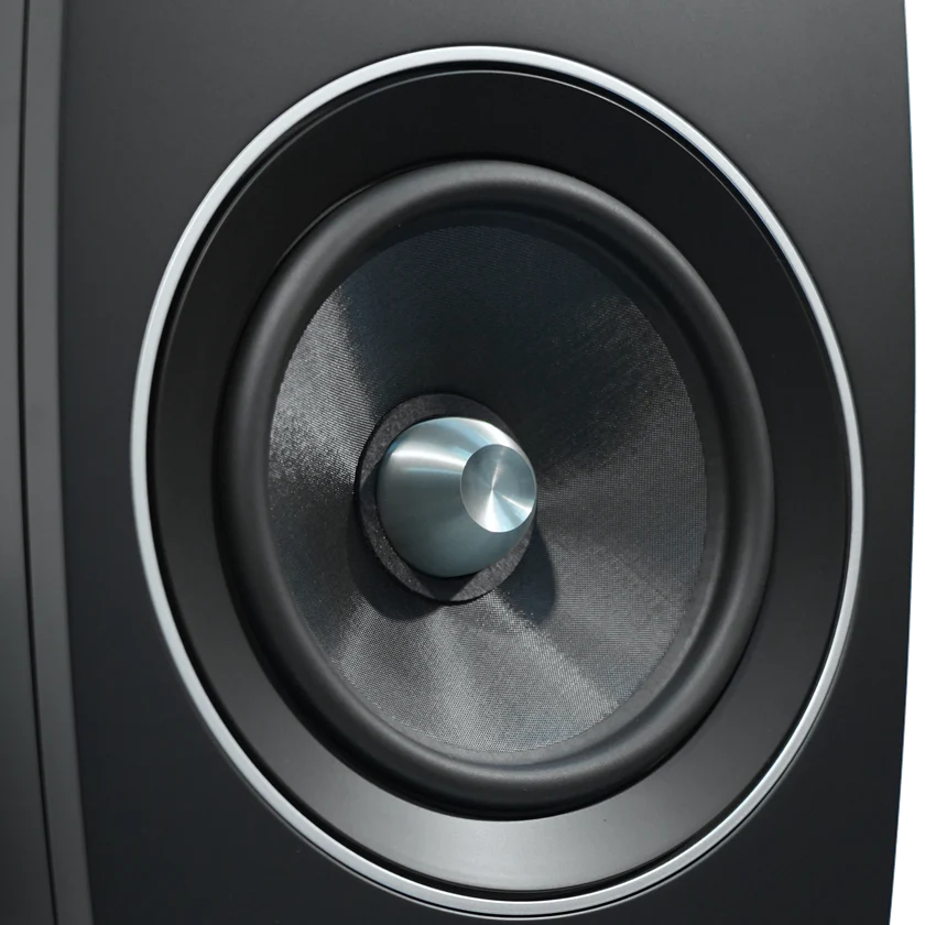 Jamo CII3 bookshelf speaker