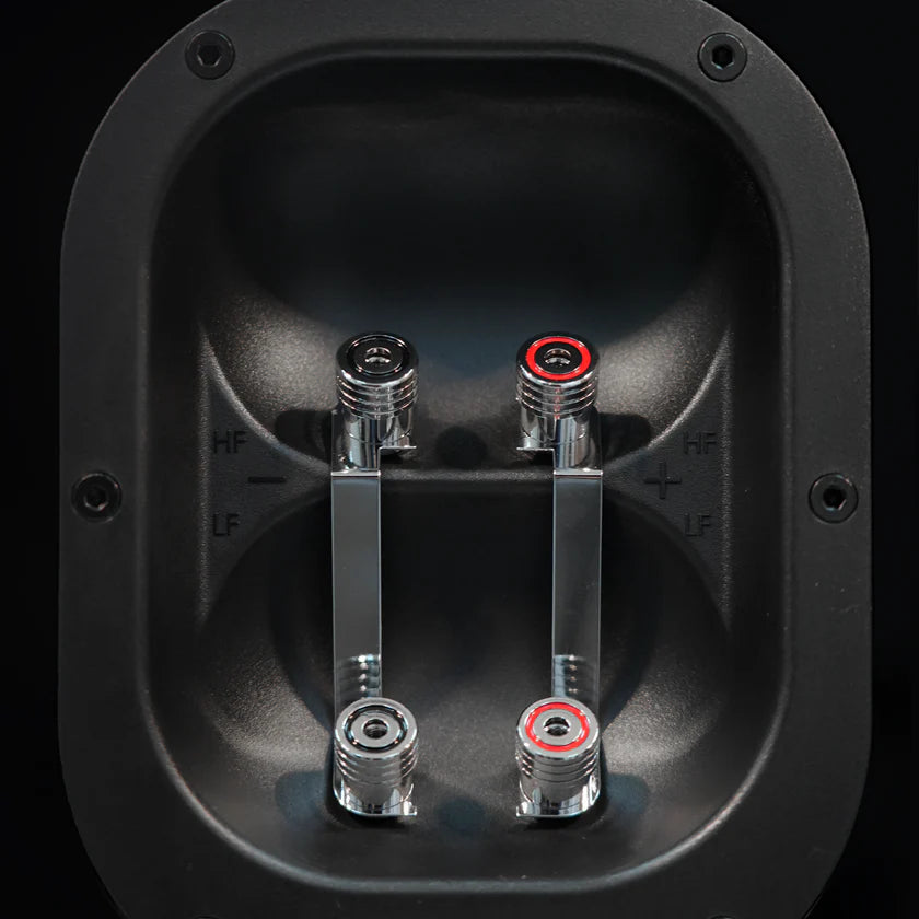 Jamo CII3 bookshelf speaker