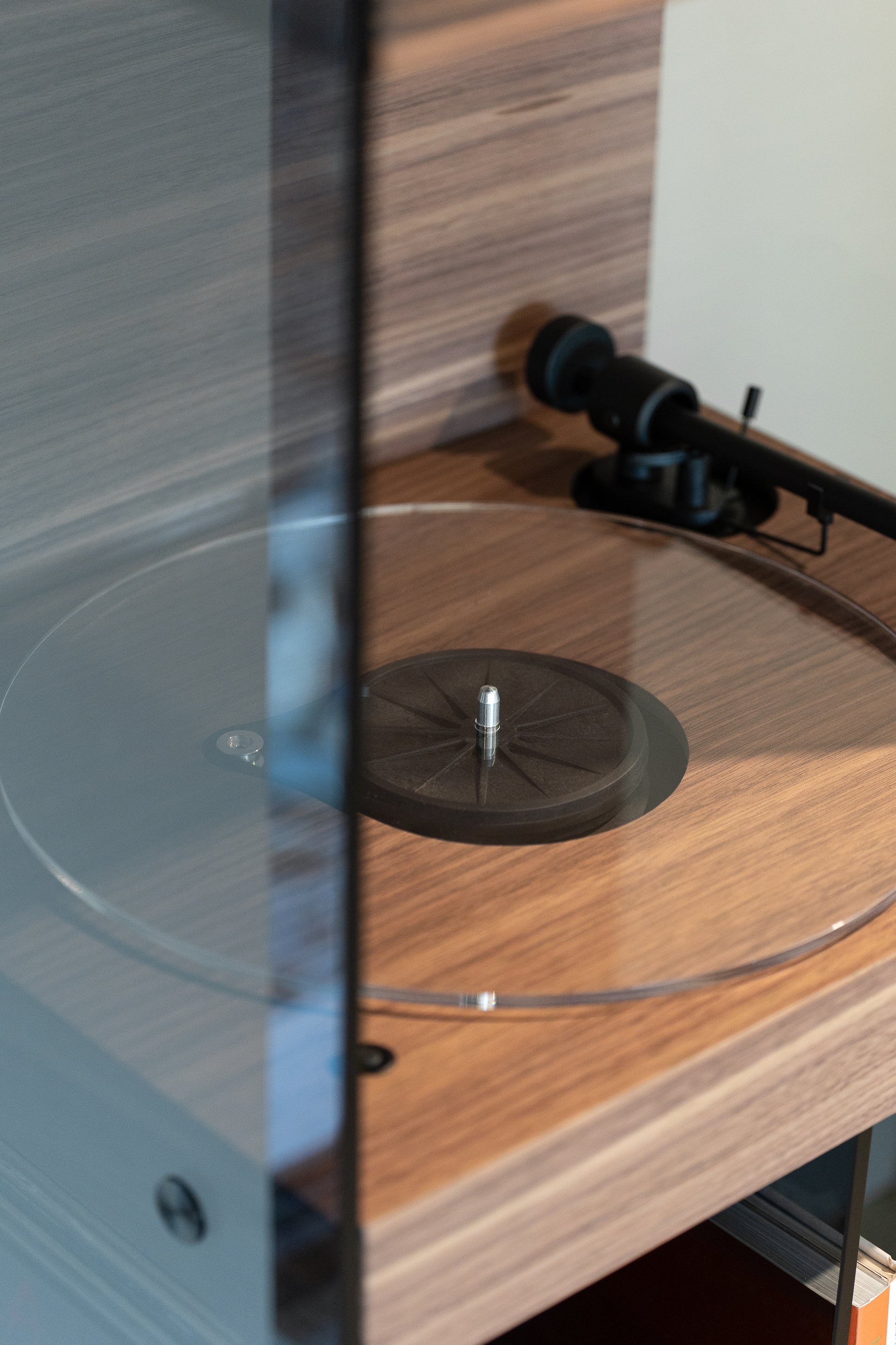PR Alta – Integrated Hi-Fi Speaker System with Turntable