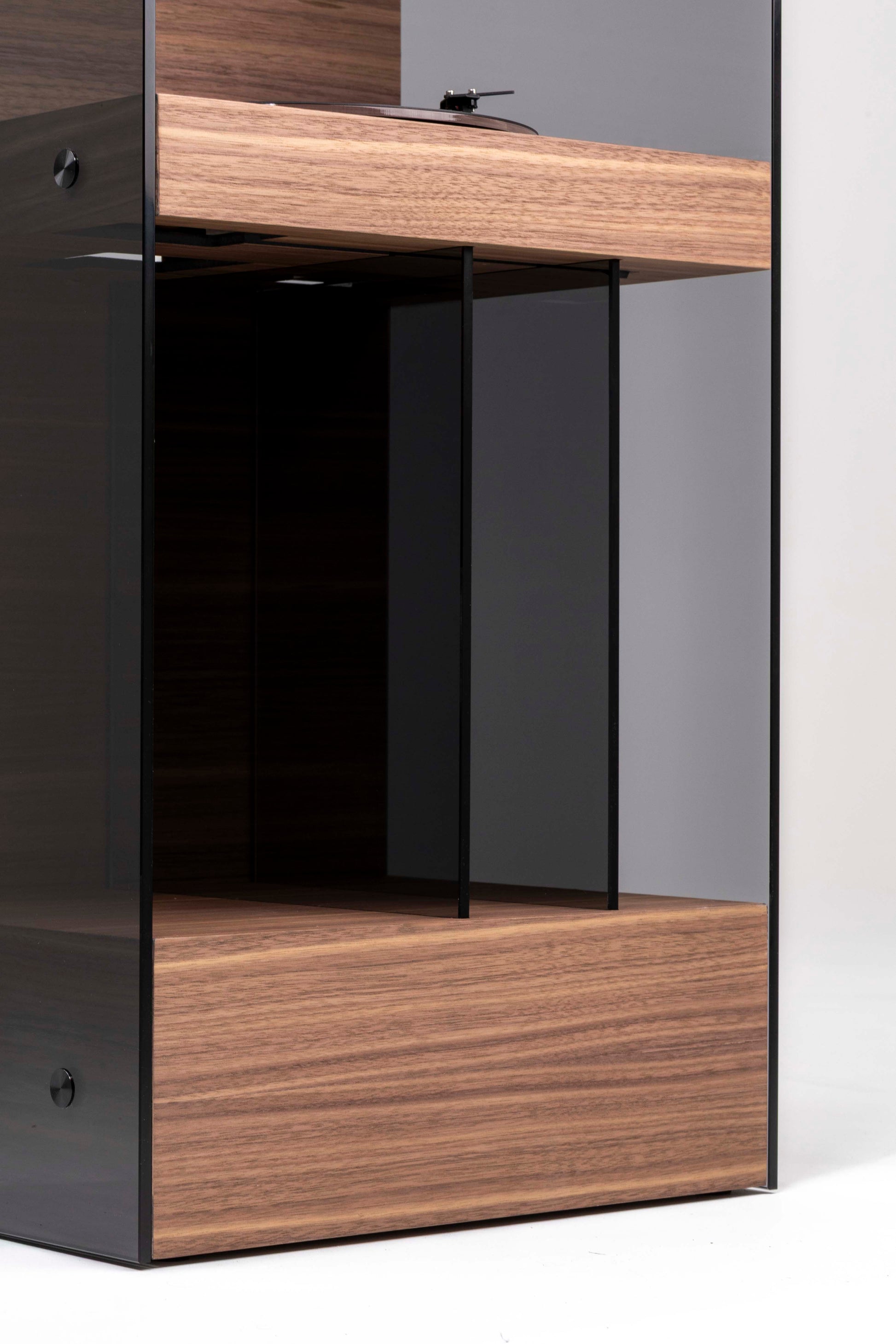 PR Alta – Integrated Hi-Fi Speaker System with Turntable