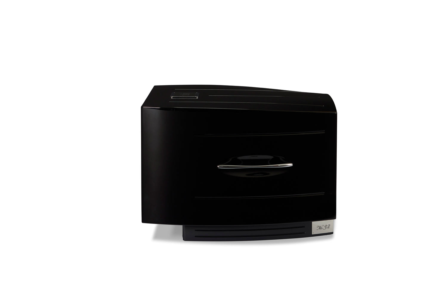 REL No.32 Reference Active Subwoofer – Ultimate 15" Carbon Fibre Performance