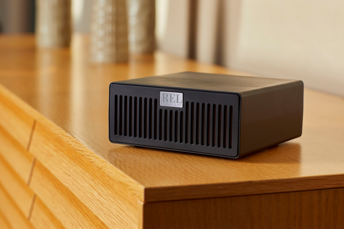 REL AirShip II Wireless Transmitter & Receiver – Reference Wireless Audio for REL Subwoofers