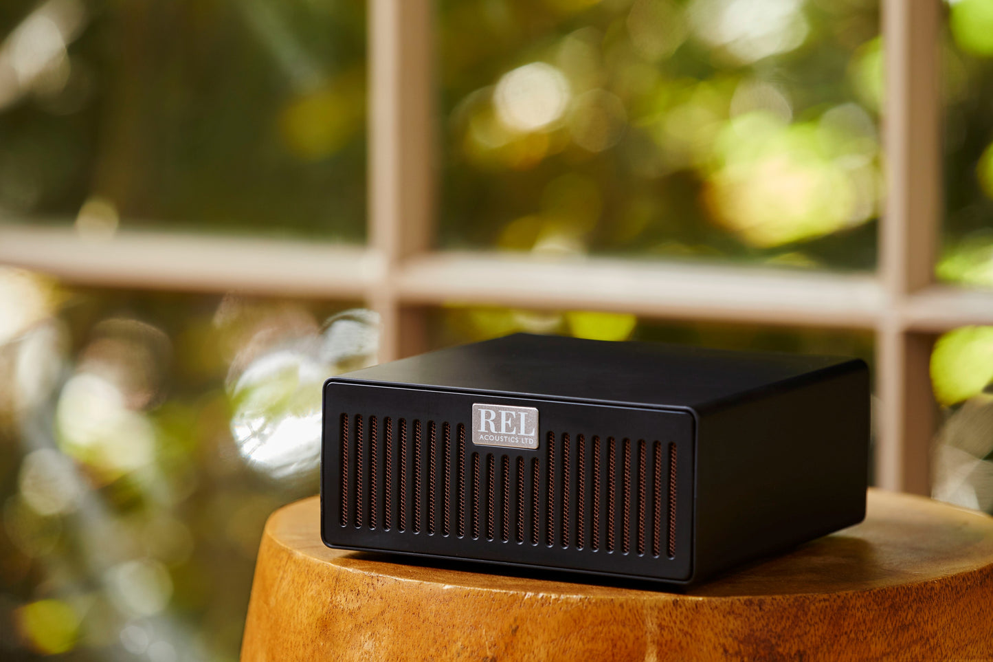REL AirShip II Wireless Transmitter & Receiver – Reference Wireless Audio for REL Subwoofers