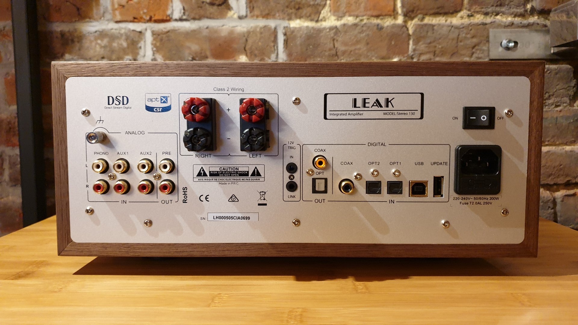 LEAK Stereo 130